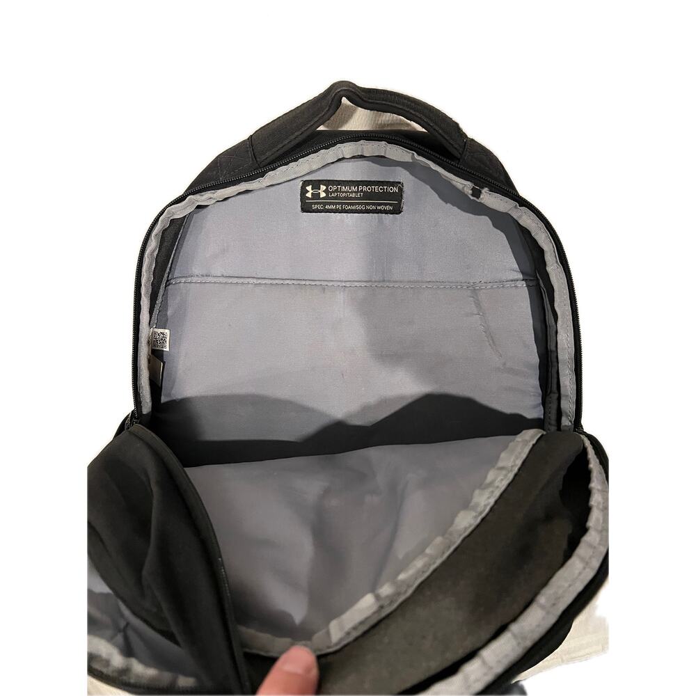 Under Armour Storm Padded Computer Backpack - Picture 4 of 5